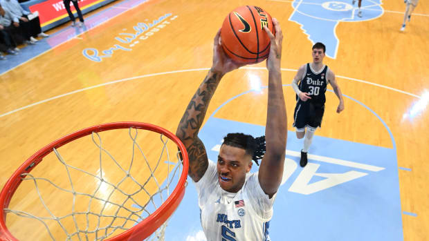 UNC basketball versus Duke